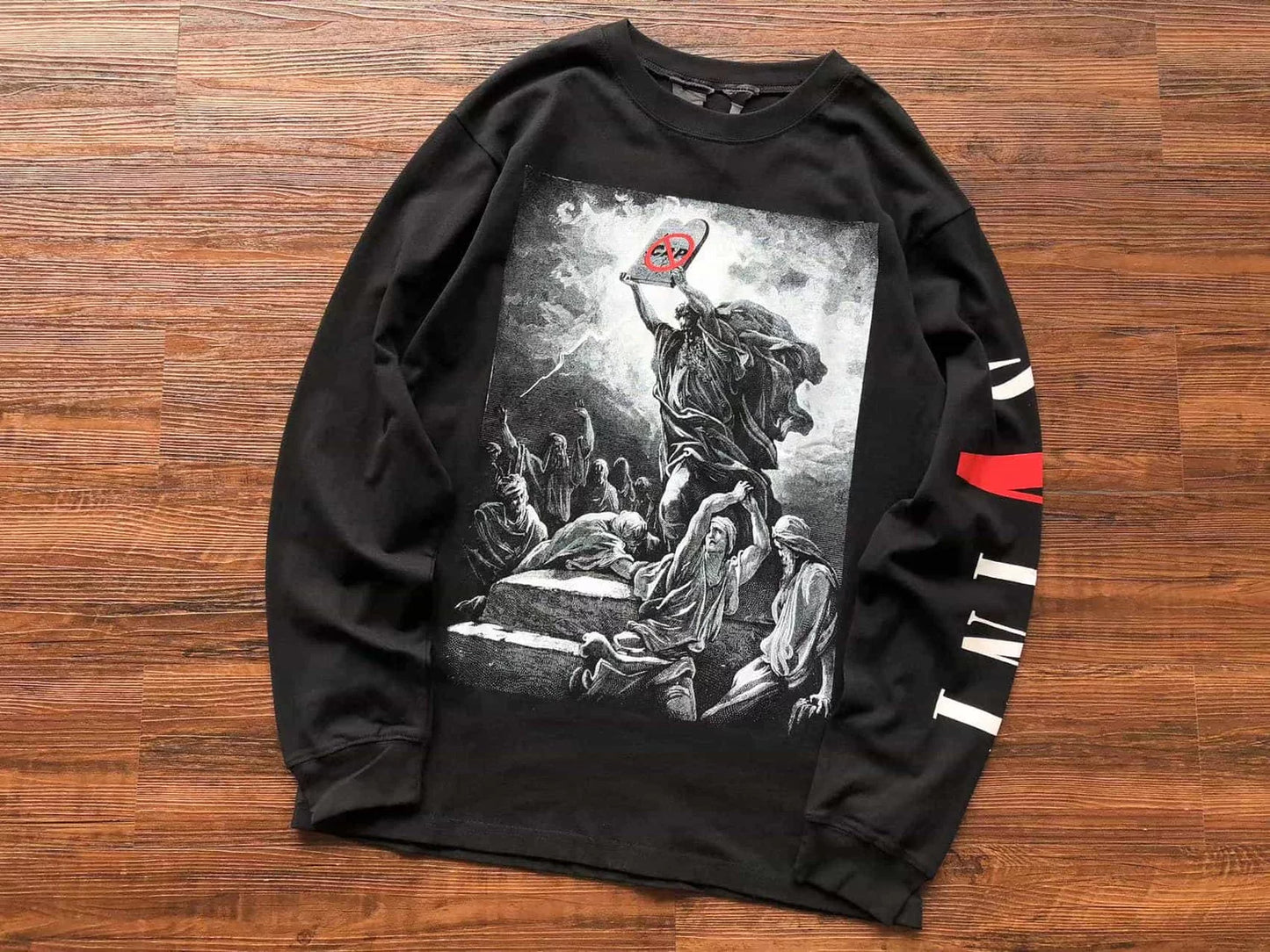 Vlone No Cap Black Sweatshirt